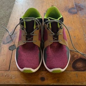 Love these shoes! Merrell, size 7.5. Used.